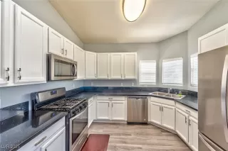 Photo #5: 2680449 Listing 