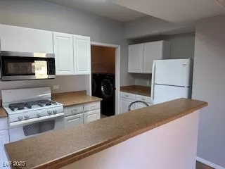 Photo #3: 2680464 Listing