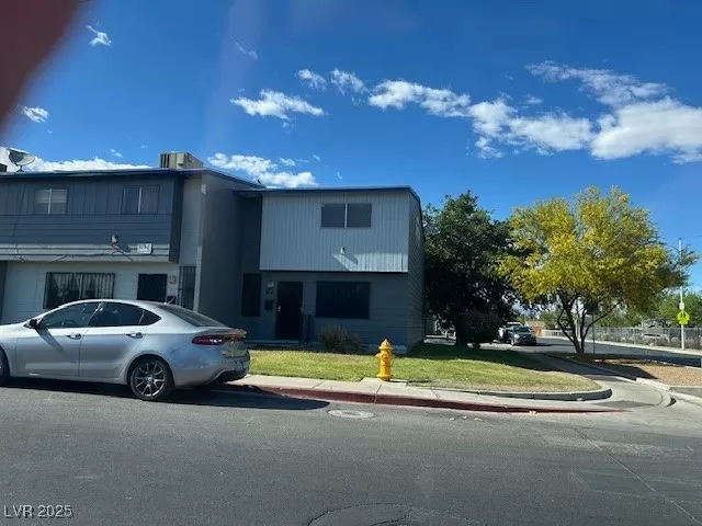 MLS: 2680466 Condo For Sale