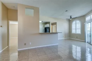 Photo #5: 2680468 Listing