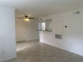 Photo #3: 2680482 Listing 