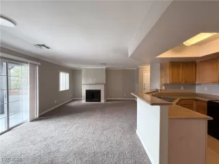 Photo #3: 2680490 Listing 