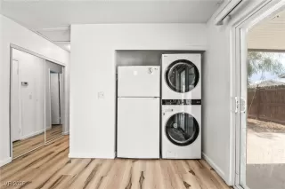 Photo #5: 2680492 Listing 