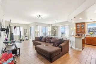 Photo #4: 2680503 Listing 