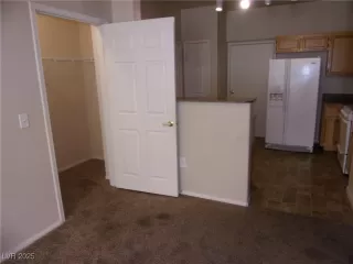 Photo #3: 2680541 Listing 