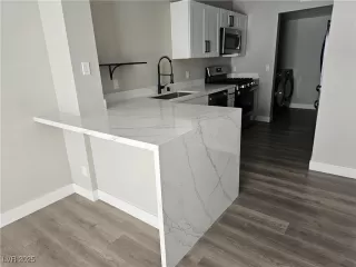 Photo #5: 2680549 Listing 