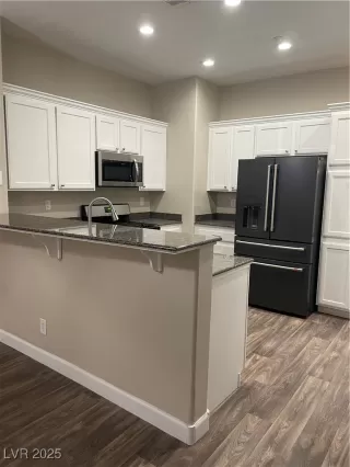 Photo #3: 2680561 Listing 