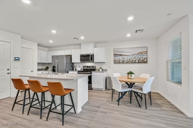 MLS: 2680586 Condo For Sale