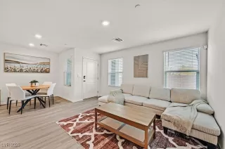 Photo #1: 2680586 Listing 