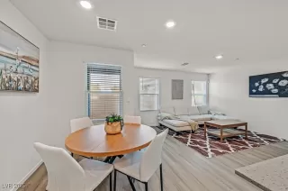 Photo #4: 2680586 Listing 