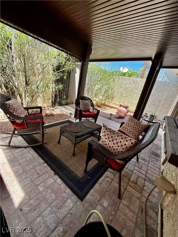 MLS: 2680618 Condo For Sale