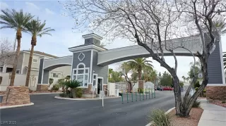 Photo #2: 2680650 Listing 