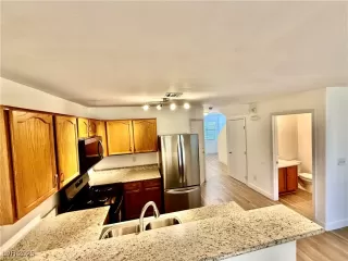 Photo #1: 2680671 Listing