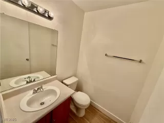 Photo #6: 2680671 Listing