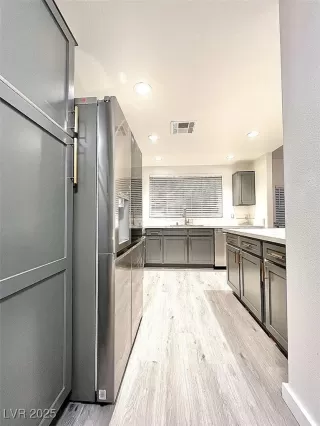 Photo #4: 2680672 Listing 