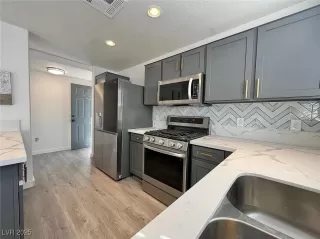 Photo #6: 2680672 Listing 