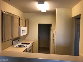 Photo #1: 2680707 Listing 