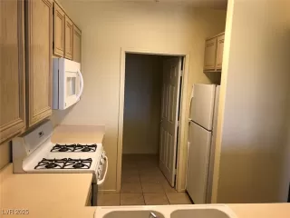 Photo #6: 2680707 Listing 