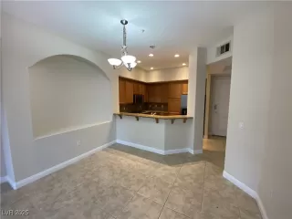 Photo #3: 2680732 Listing 