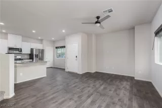Photo #3: 2680739 Listing 