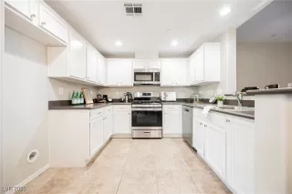 Photo #1: 2680751 Listing