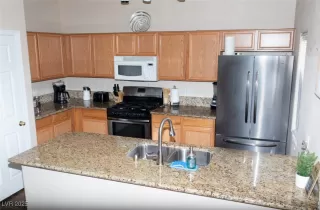 Photo #3: 2680765 Listing 