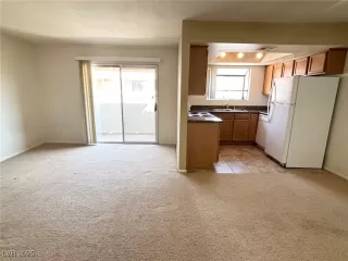 Photo #5: 2680783 Listing