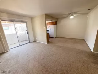 Photo #6: 2680783 Listing