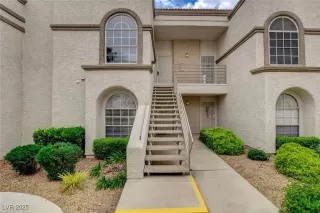 Photo #3: 2680790 Listing