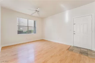 Photo #2: 2680834 Listing 