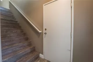 Photo #6: 2680837 Listing