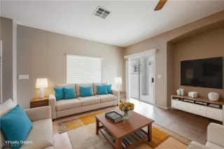 Photo #2: 2680859 Listing 