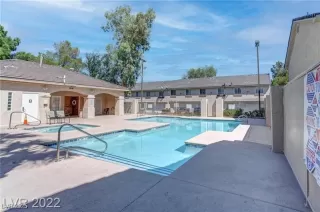 Photo #2: 2680871 Listing 