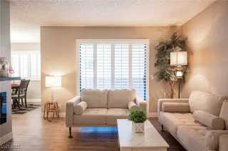 Photo #3: 2680886 Listing 