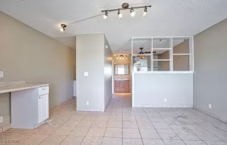 Photo #5: 2680910 Listing