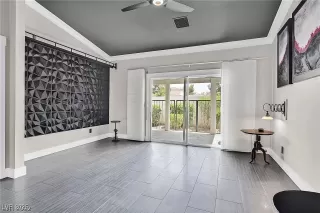 Photo #5: 2680927 Listing 