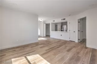 Photo #3: 2680930 Listing 