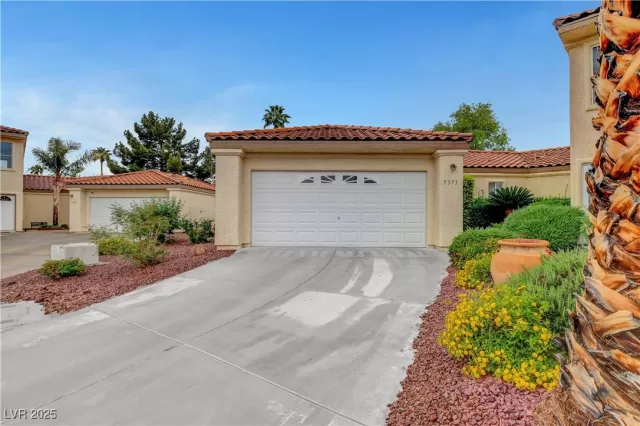 MLS: 2680955 Condo For Sale