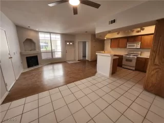 Photo #3: 2680959 Listing