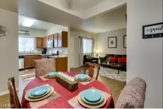 Photo #3: 2680984 Listing