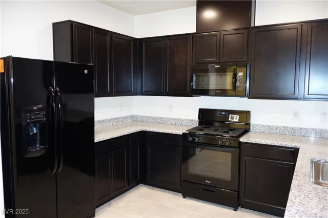 MLS: 2680986 Condo For Sale