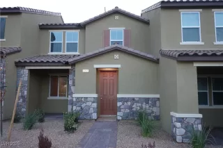 Photo #3: 2680986 Listing 
