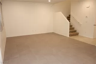 Photo #5: 2680986 Listing 