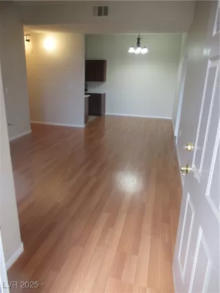 Photo #4: 2680993 Listing 