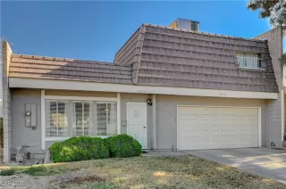 Photo #2: 2681021 Listing