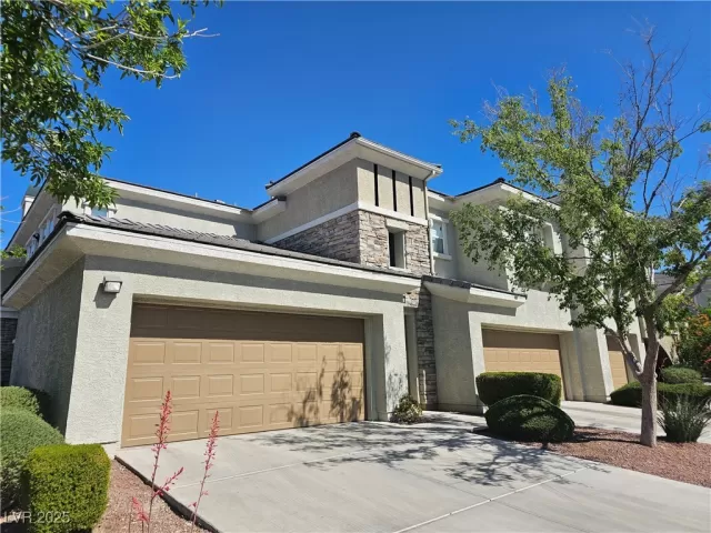 MLS: 2681037 Condo For Sale