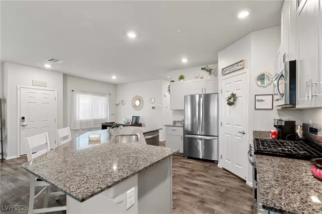 MLS: 2681039 Condo For Sale