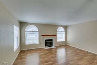 Photo #2: 2681073 Listing 