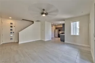 Photo #1: 2681084 Listing 