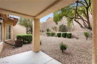 Photo #6: 2681087 Listing
